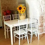 בית נופש Trulli Mari In Valle D'itria